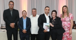 Câmara lança o livro “Fragmentos Históricos - Biografias dos Presidentes do Legislativo Itapecericano”